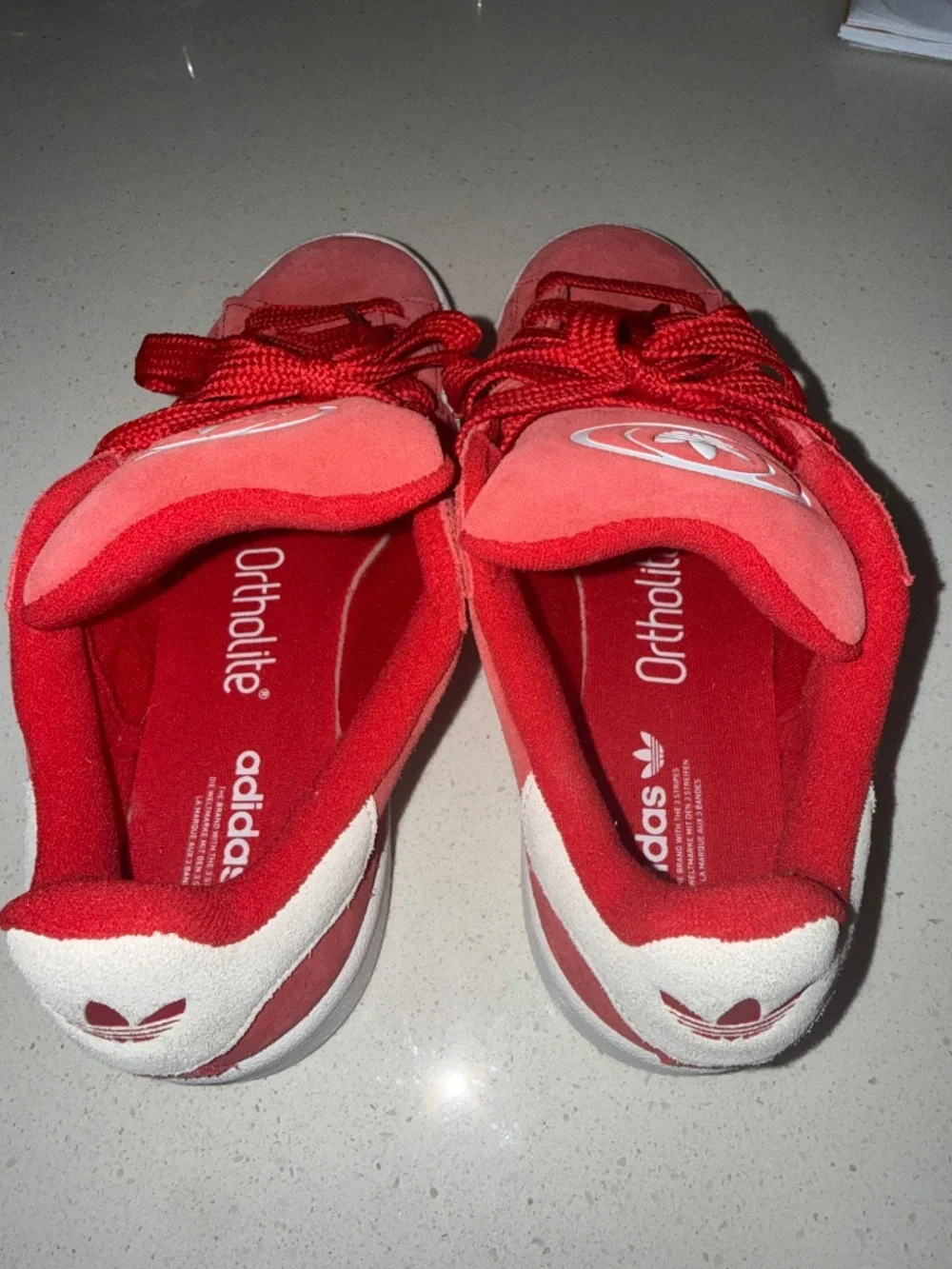 LIKE NEW** Red Adidas Campus Sneakers kids 5.5/womens 7!